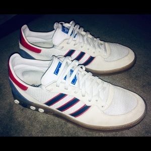 Adidas handball 5 plug in excellent condition